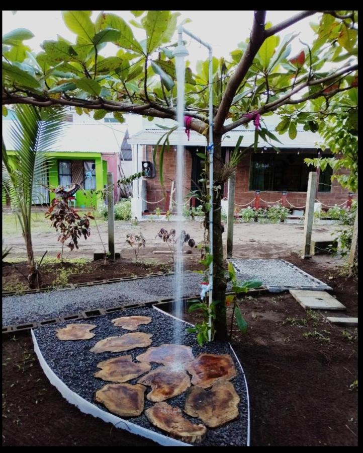 Micheck Beach House Tortuguero Exterior photo